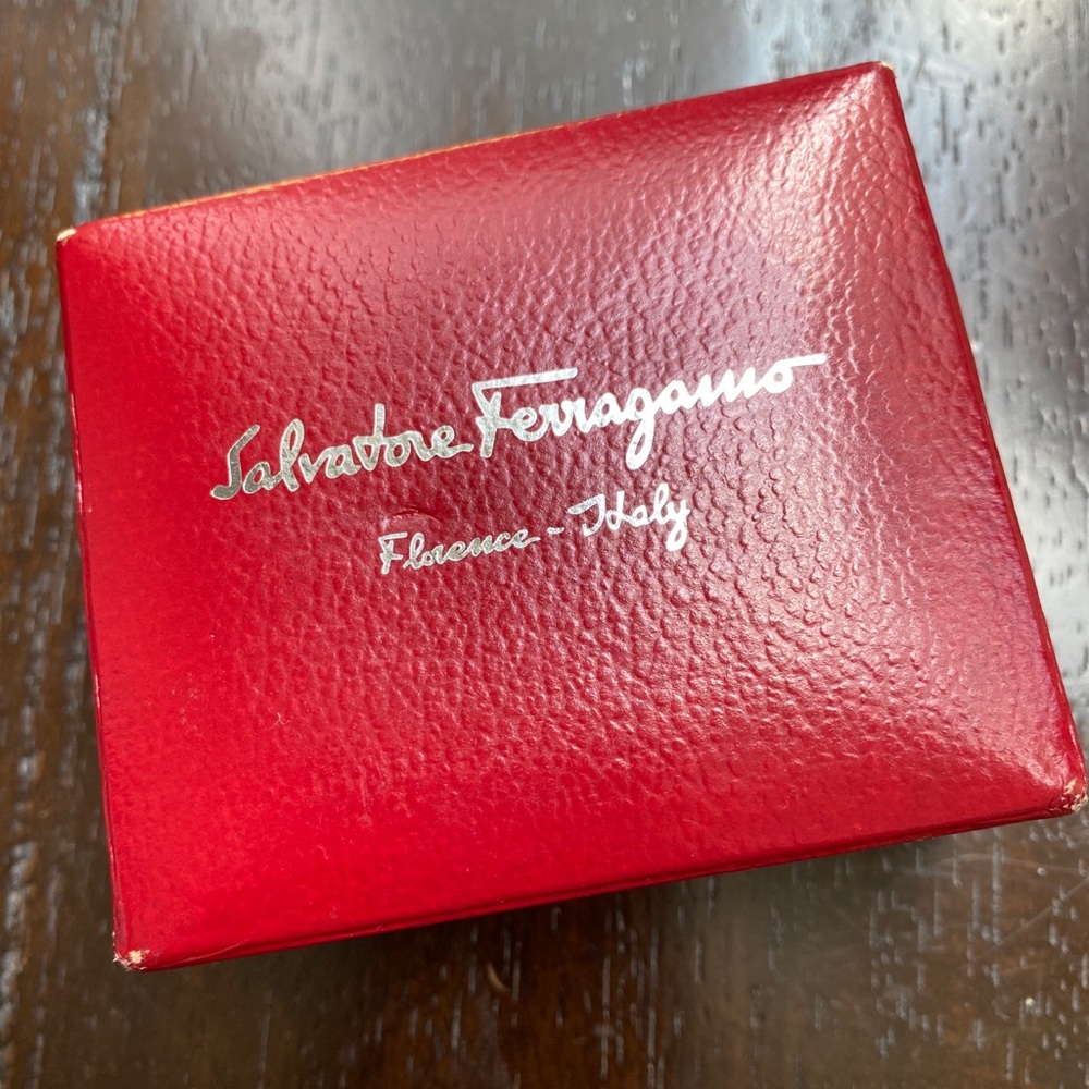 Salvatore Ferragamo Gold Cufflinks - Picture 3 of 4